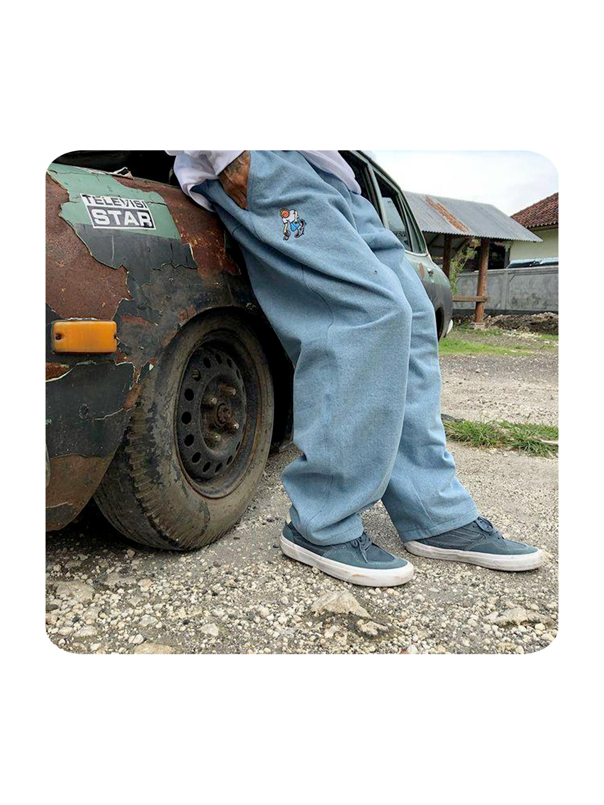 TVS BAGGY OG PANTS - LIGHT DENIM / WHITE STITCH