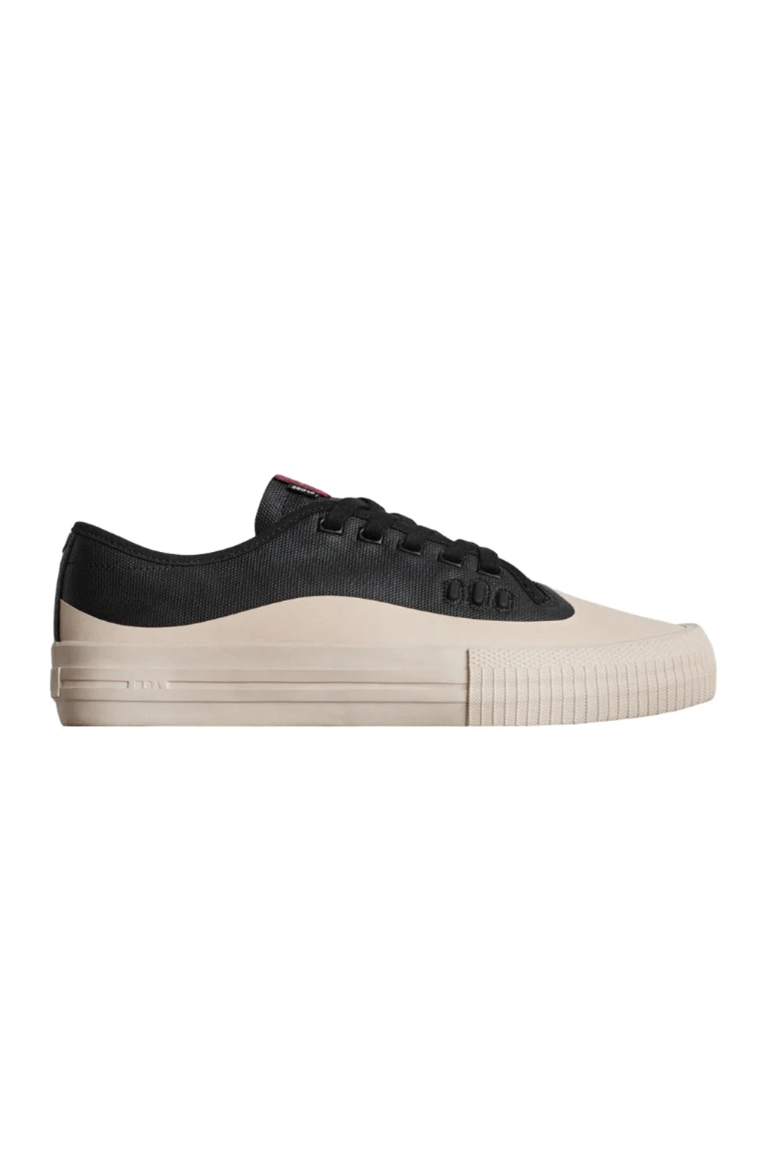 THE GILLETTE - BLACK/CREAM