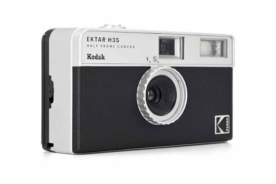 Ektar H35 Half Frame 35mm Camera - Black