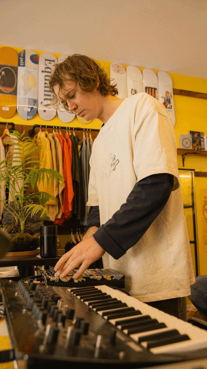 ELDELPHA INSTORE