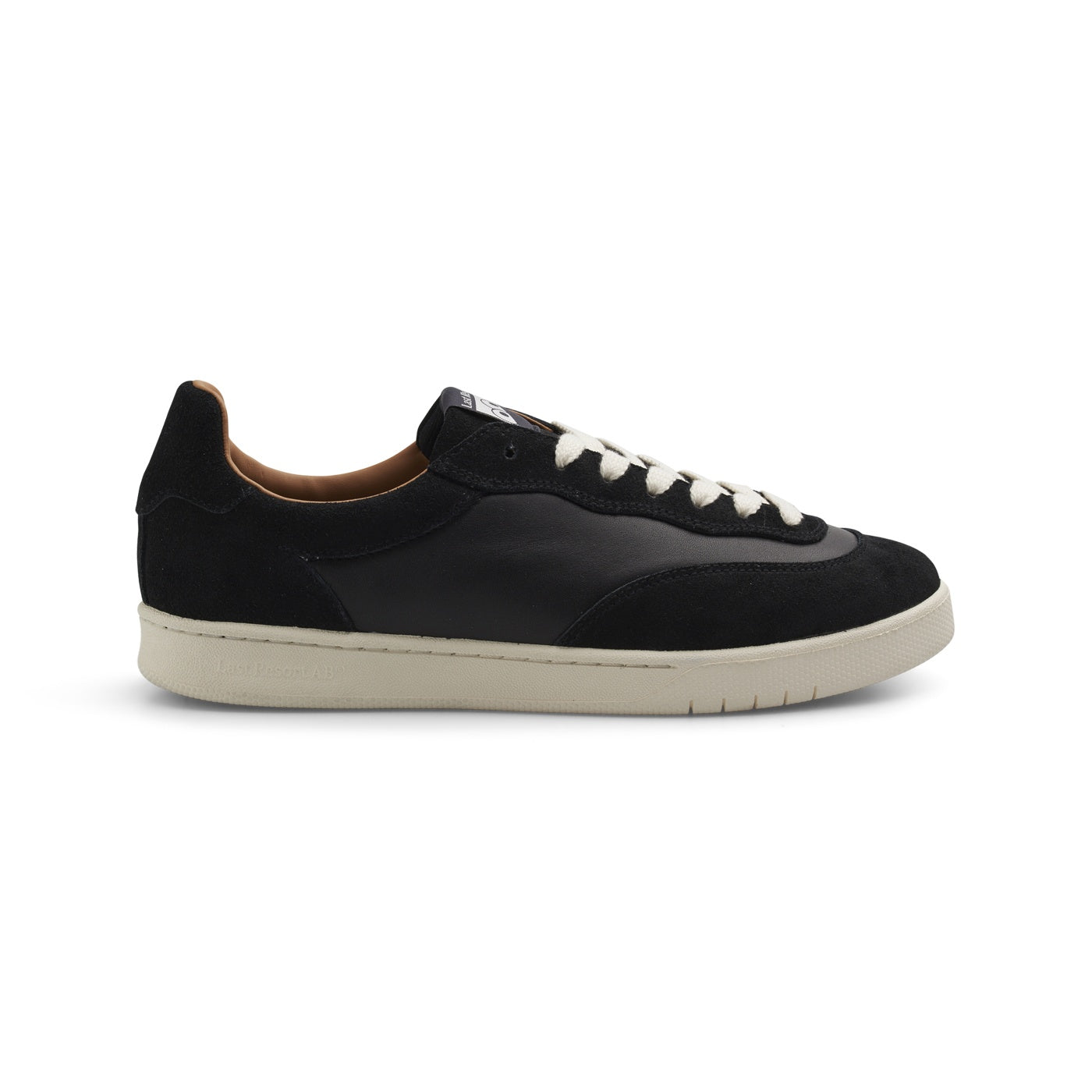 CM001 BLK/WHT