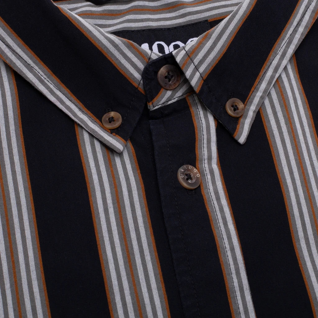 Long Sleeve Button Down [Black Stripe]